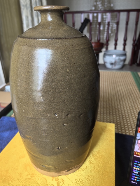 古玩陶瓷茶葉末釉梅瓶真品鑒賞圖