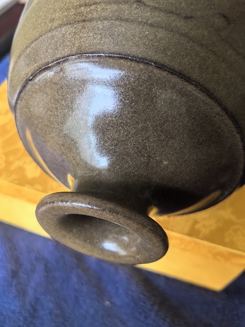 古玩陶瓷茶葉末釉梅瓶真品鑒賞圖