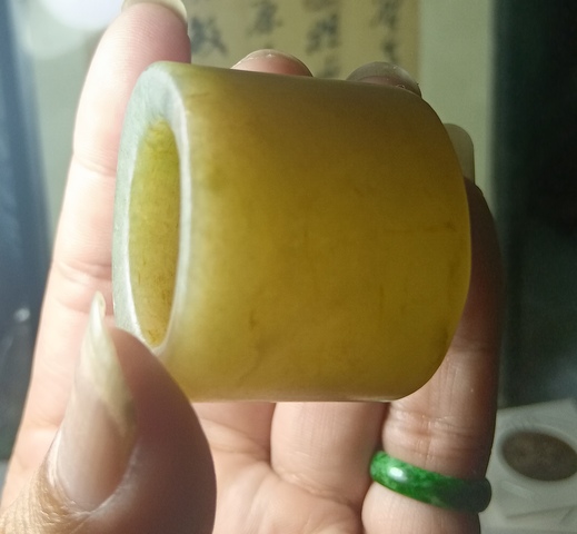 古玩玉器和田玉雕“素紋扳指”真品鑒賞圖
