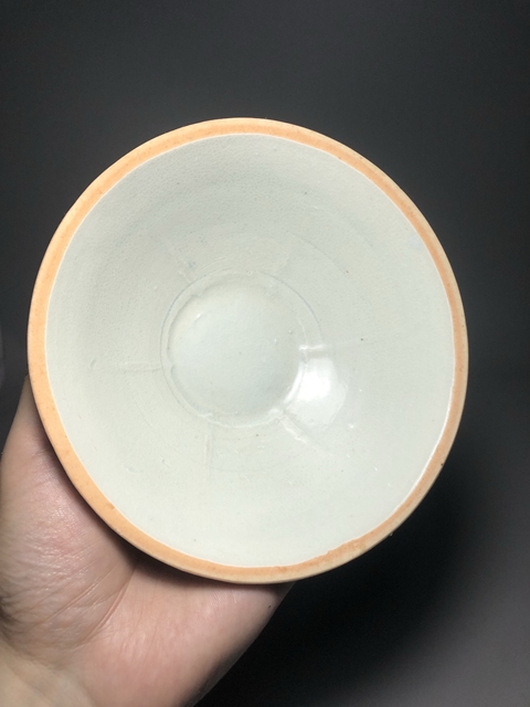古玩陶瓷影青釉六出筋梅紋碗真品鑒賞圖