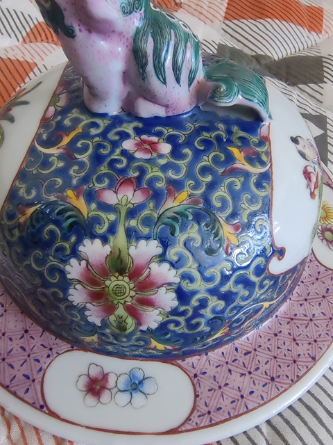 古玩陶瓷粉彩開窗人物故事將軍罐真品鑒賞圖