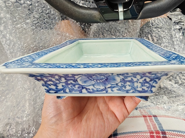 古玩陶瓷青花纏枝花卉紋水仙盆真品鑒賞圖