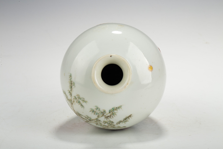 古玩陶瓷·粉彩太白醉酒圖蘿卜瓶
真品鑒賞圖