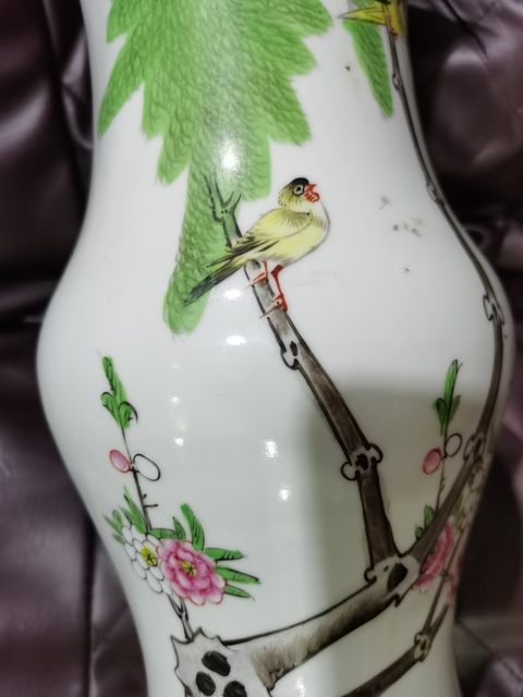 古玩陶瓷花鳥紋粉彩花觚真品鑒賞圖
