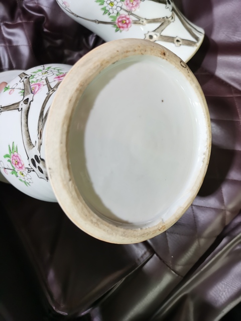 古玩陶瓷花鳥紋粉彩花觚真品鑒賞圖