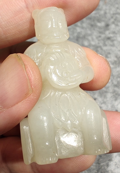 古玩玉器和田玉雕“人物”擺件真品鑒賞圖