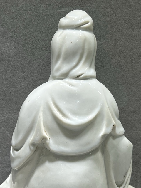 古玩陶瓷解放后大幾十年送子觀音塑像真品鑒賞圖