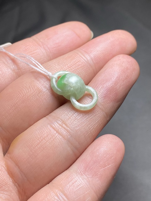 古玩玉器清代翡翠雕“三連環”拍賣，當前價格5500元
