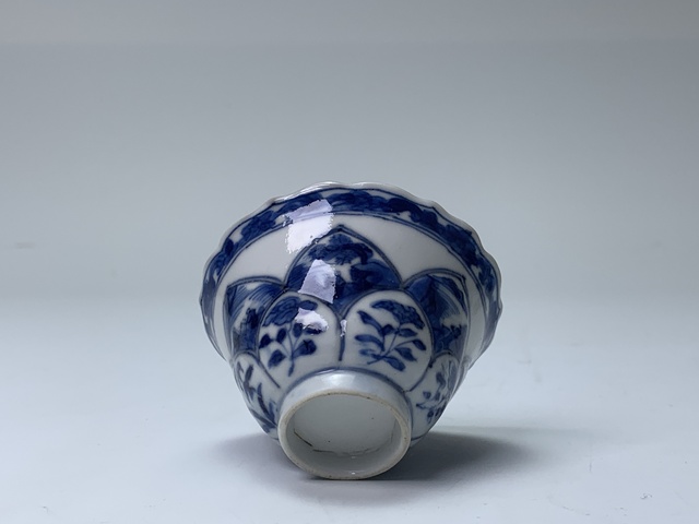 古玩陶瓷清康熙·青花春宮圖人物紋杯碟拍賣,當前價格888元