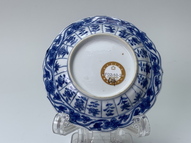 古玩陶瓷清康熙·青花春宮圖人物紋杯碟拍賣,當前價格888元