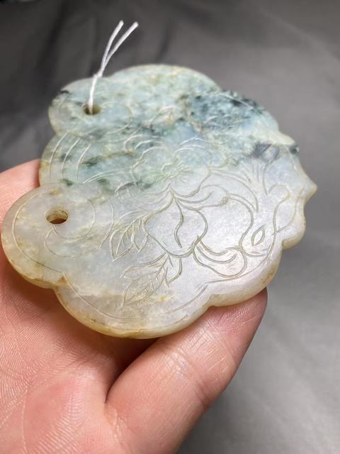 古玩玉器清代翡翠雕“如意鎖佩”拍賣,當前價格4800元