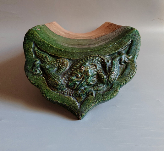 古玩陶瓷綠釉龍紋瓦當(dāng)真品鑒賞圖