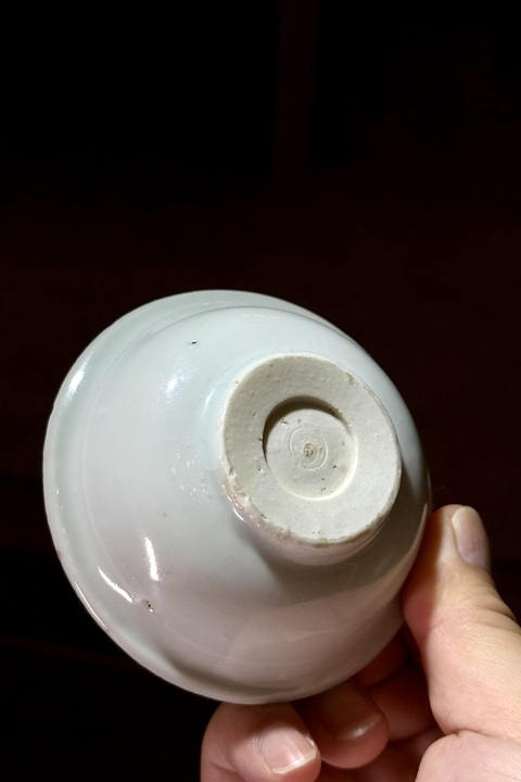 古玩陶瓷玉璧底山水紋青花盤真品鑒賞圖