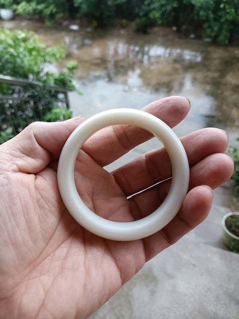 古玩玉器扁鐲子真品鑒賞圖