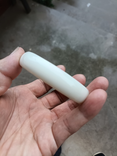 古玩玉器扁鐲子真品鑒賞圖
