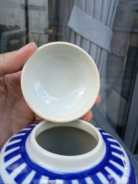 古玩陶瓷青花冰梅圖蓋罐拍賣(mài)，當(dāng)前價(jià)格688元