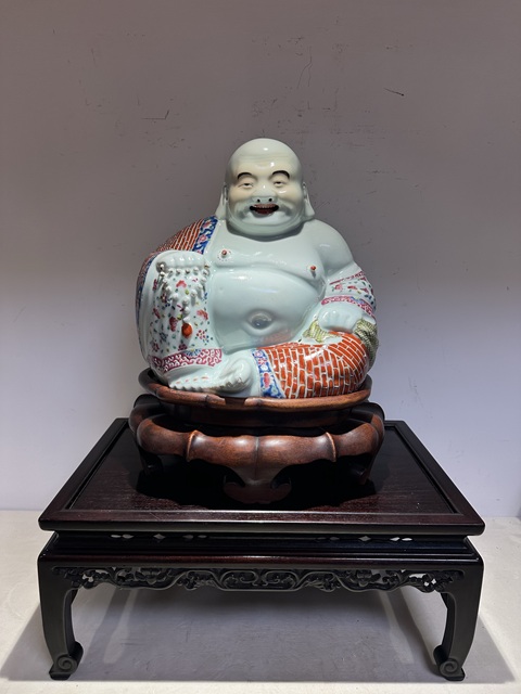 古玩陶瓷粉彩花卉彌勒笑佛真品鑒賞圖