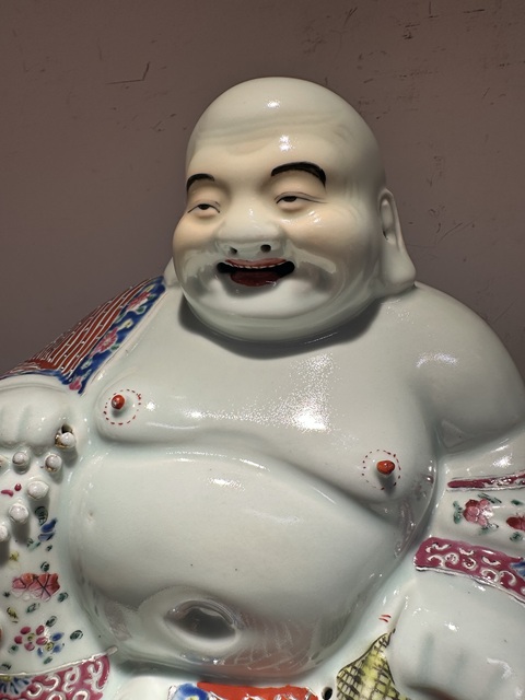 古玩陶瓷粉彩花卉彌勒笑佛真品鑒賞圖