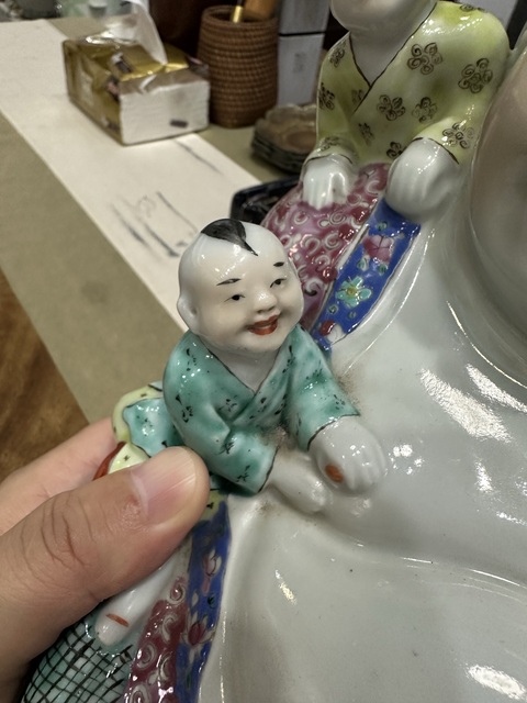 古玩陶瓷胭脂粉彩花卉五子笑佛真品鑒賞圖