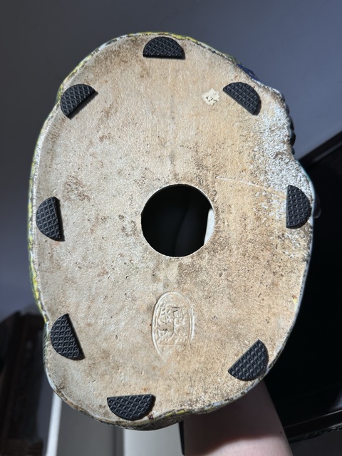 古玩陶瓷金地粉彩花卉彌勒笑佛真品鑒賞圖