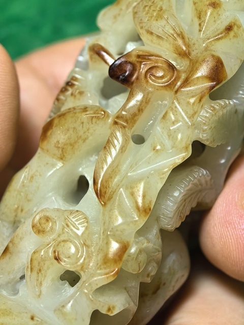 古玩玉器提油仿古“秋山玉”擺件真品鑒賞圖