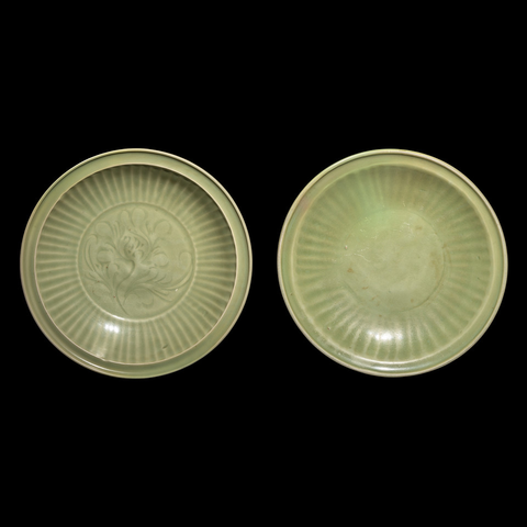 古玩陶瓷龍泉青瓷刻花盤真品鑒賞圖