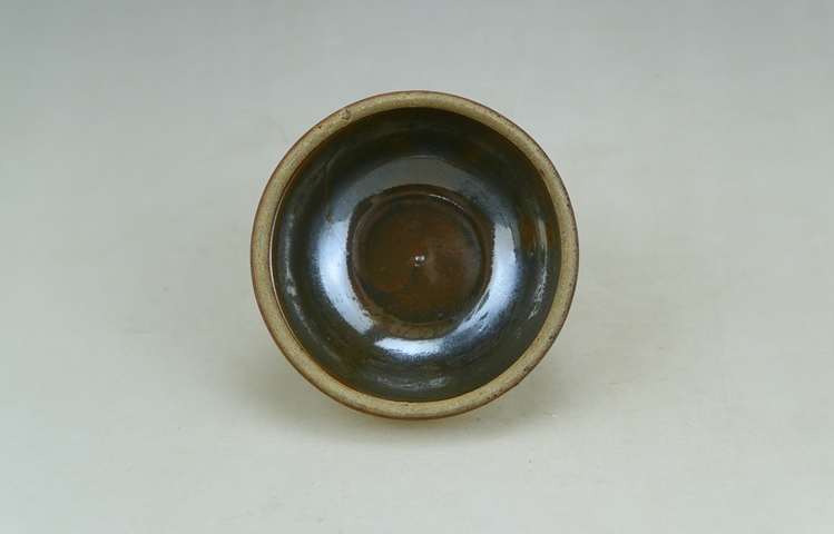 古玩陶瓷明末清初.窯變黑釉茶盞拍賣,當(dāng)前價格1元