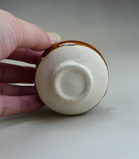 古玩陶瓷紫金釉雞心罐真品鑒賞圖