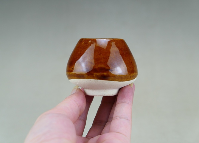 古玩陶瓷紫金釉雞心罐真品鑒賞圖