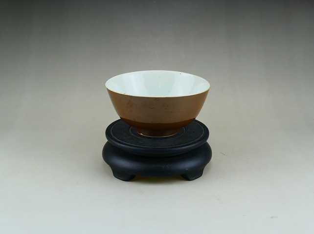 古玩陶瓷清晚期.紫金釉茶碗拍賣,當前價格34元