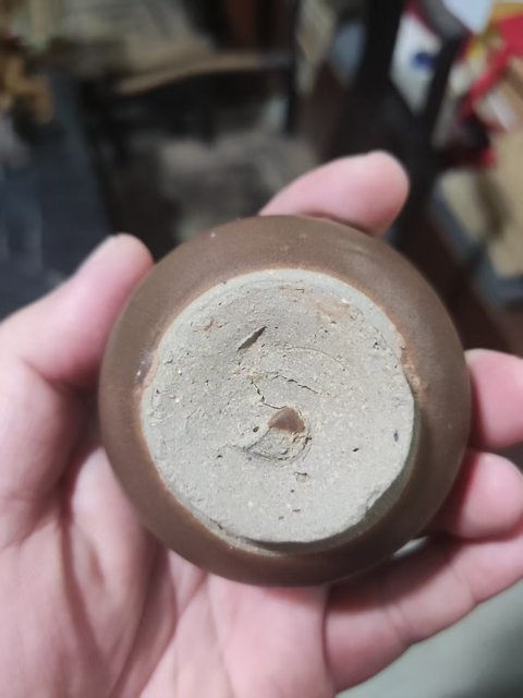 古玩陶瓷醬釉小杯真品鑒賞圖