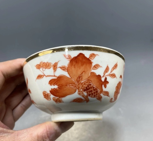 古玩陶瓷礬紅三多紋墩式碗真品鑒賞圖