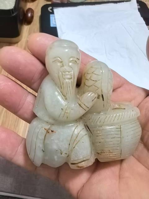 古玩玉器和田玉雕“漁翁得利”把件真品鑒賞圖