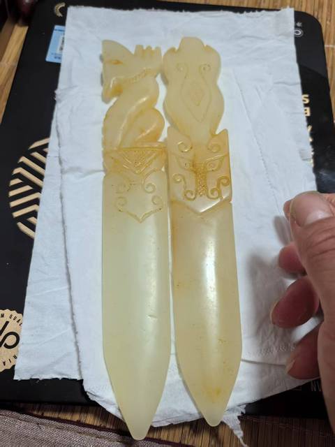 古玩玉器和田玉雕“玉匕首”真品鑒賞圖