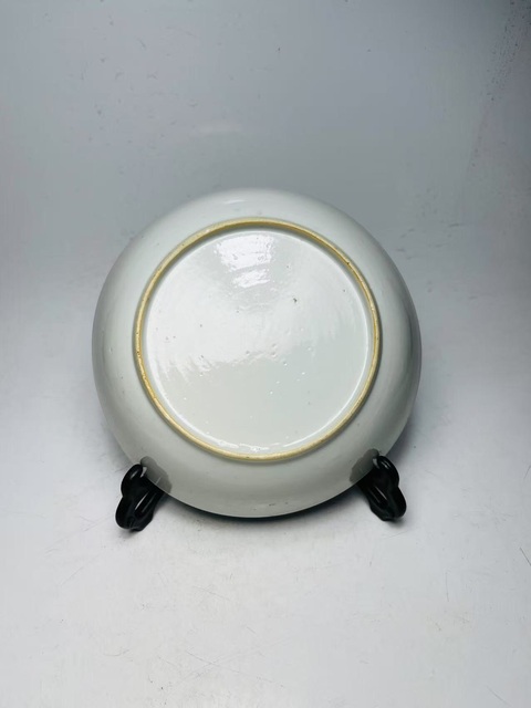 古玩陶瓷樓臺亭閣山水紋青花盤真品鑒賞圖