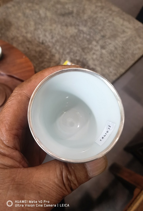 古玩陶瓷人物紋青花杯真品鑒賞圖