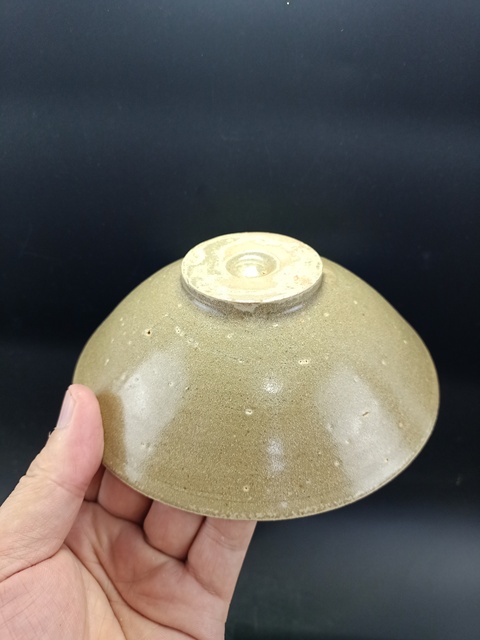 古玩陶瓷越窯青瓷斗笠碗真品鑒賞圖