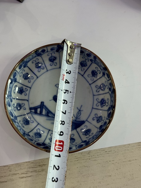古玩陶瓷康熙青花執(zhí)蓮?fù)尤宋飯D花口盤(pán)拍賣(mài),當(dāng)前價(jià)格1488元