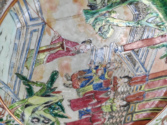古玩陶瓷晚清廣彩盤真品鑒賞圖