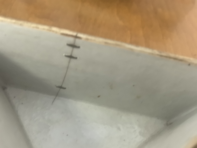 古玩陶瓷花蝶紋粉彩角盤真品鑒賞圖