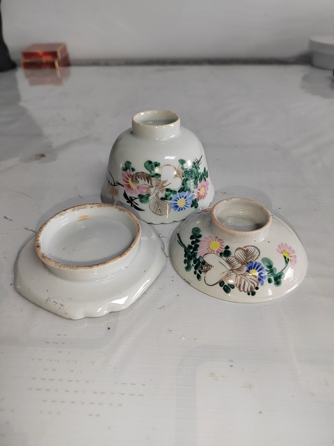 古玩陶瓷三才蓋杯真品鑒賞圖