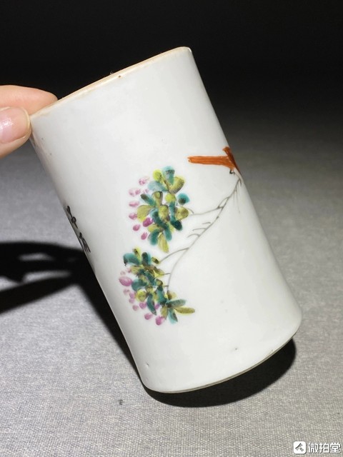 古玩陶瓷粉彩花鳥紋筆筒真品鑒賞圖