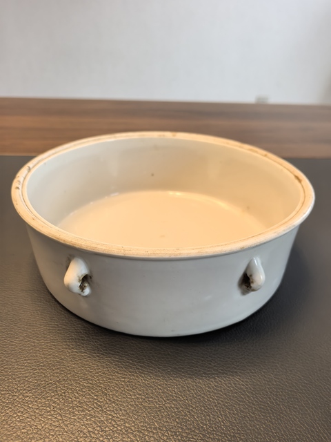 古玩陶瓷民國白釉一品鍋真品鑒賞圖