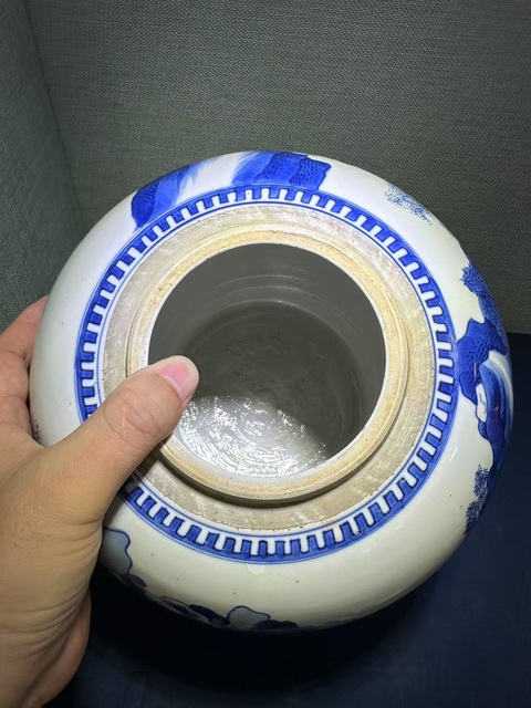 古玩陶瓷青花罐真品鑒賞圖