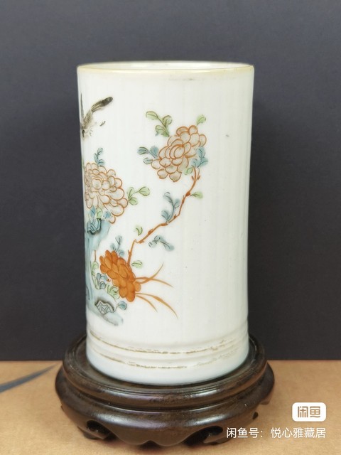 古玩陶瓷粉彩花鳥紋筆筒真品鑒賞圖