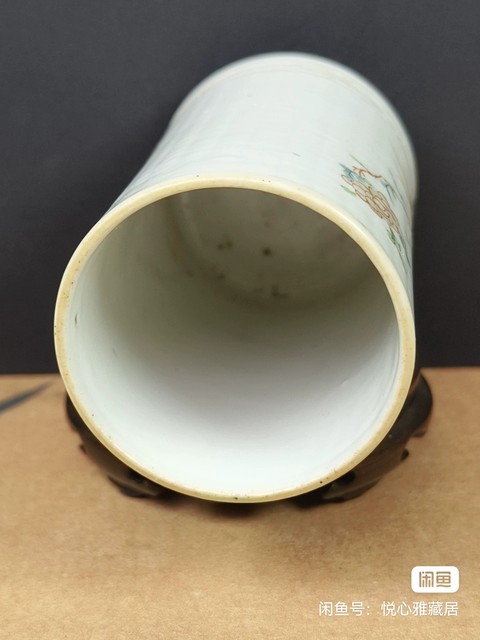 古玩陶瓷粉彩花鳥紋筆筒真品鑒賞圖
