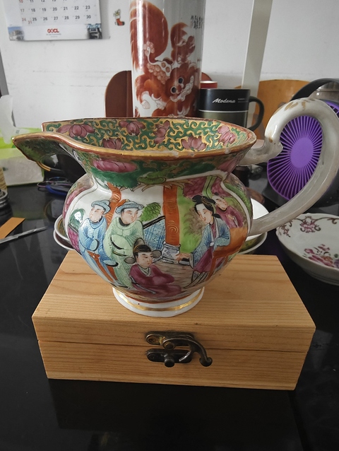 古玩陶瓷咸豐細路廣彩壺真品鑒賞圖