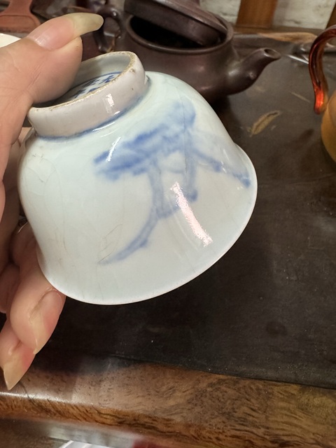 古玩陶瓷青花酒杯真品鑒賞圖