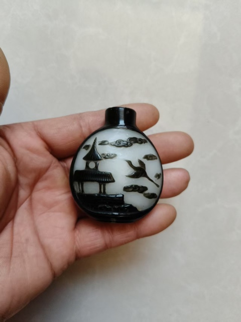 古玩玉器鼻煙壺真品鑒賞圖