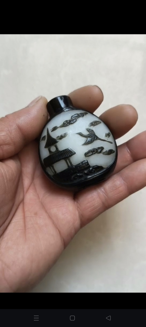 古玩玉器鼻煙壺真品鑒賞圖